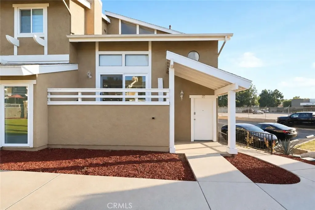 981 W Imperial Hwy #23, La Habra, CA — listing photo 1