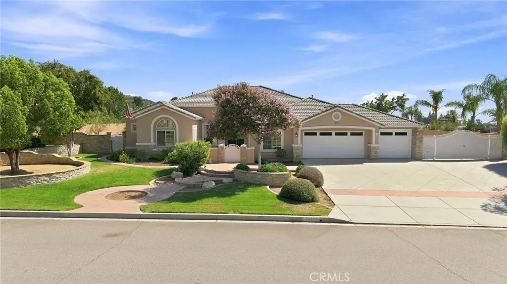 36363 Poplar, Yucaipa, CA — listing photo 1