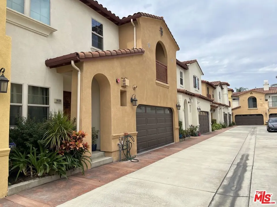 9124 Florence Avenue, Downey, CA — listing photo 1