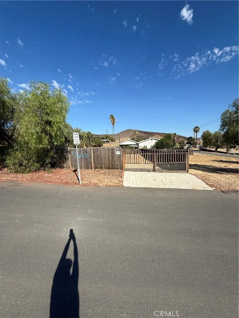 3 Miller, Lake Elsinore, CA — listing photo 1