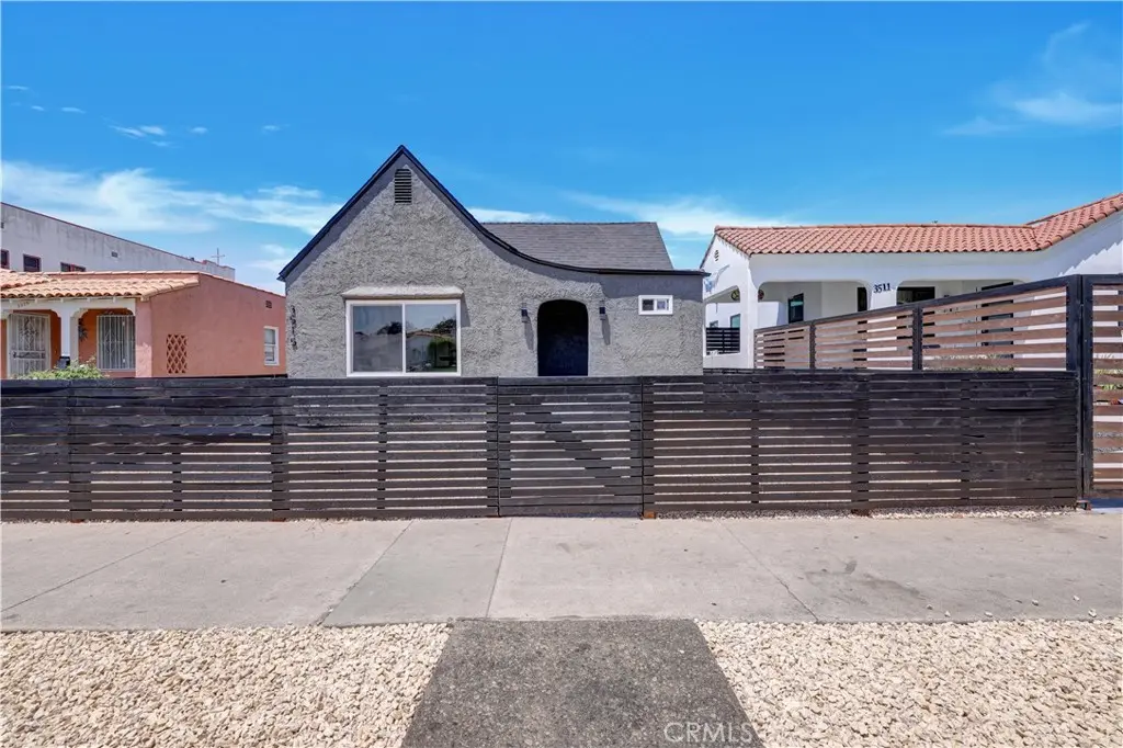 Single Family Residence for sale at 3515 S Norton, Los Angeles, CA featuring 2 beds and 3 baths