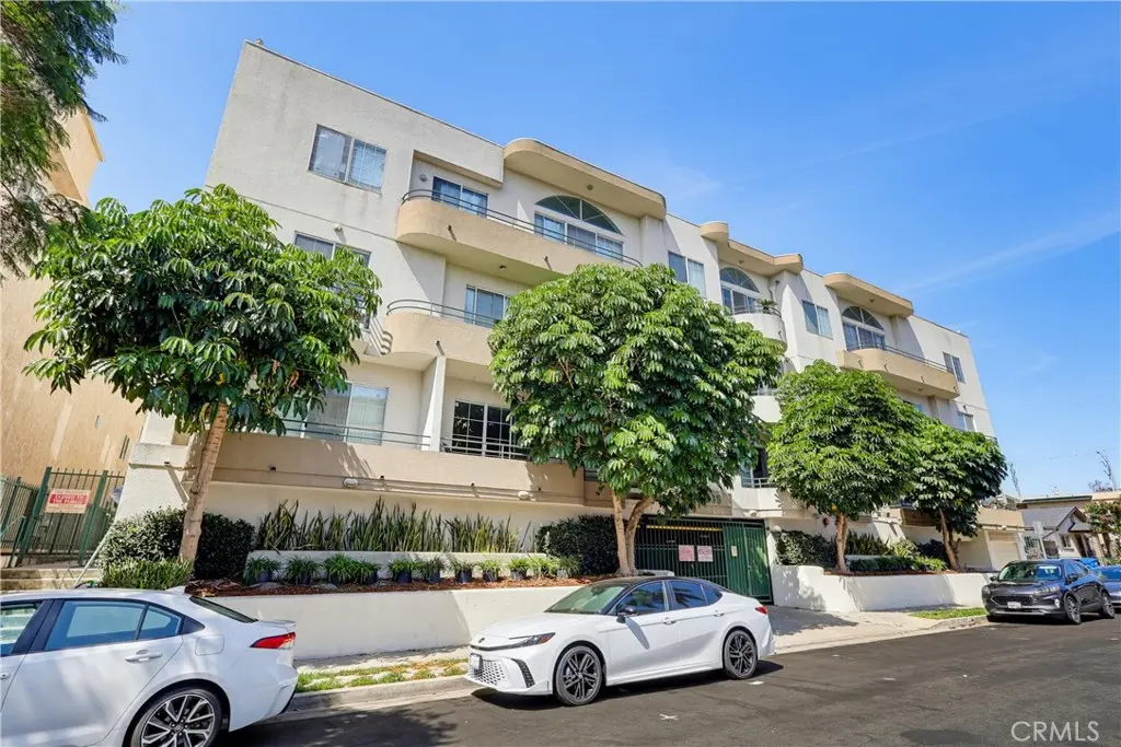 Condominium for sale at 3535 Dunn Drive 201, Los Angeles, CA featuring 2 beds and 2 baths