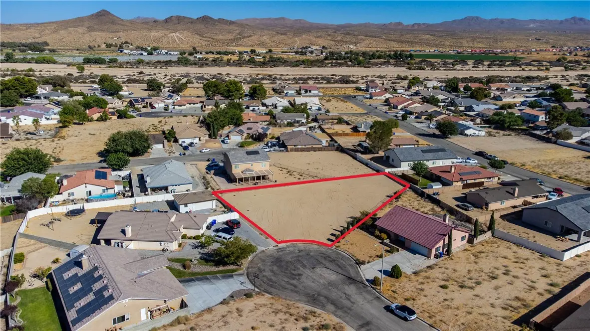 14803 Aberdeen Lane, Helendale, CA — listing photo 1