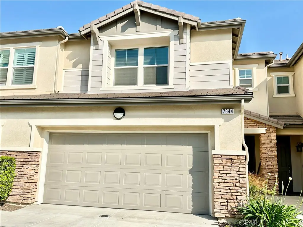 Residential Lease for rent at 7844 Marbil Lane, Riverside, Riverside County, CA featuring 3 beds and 3 baths
