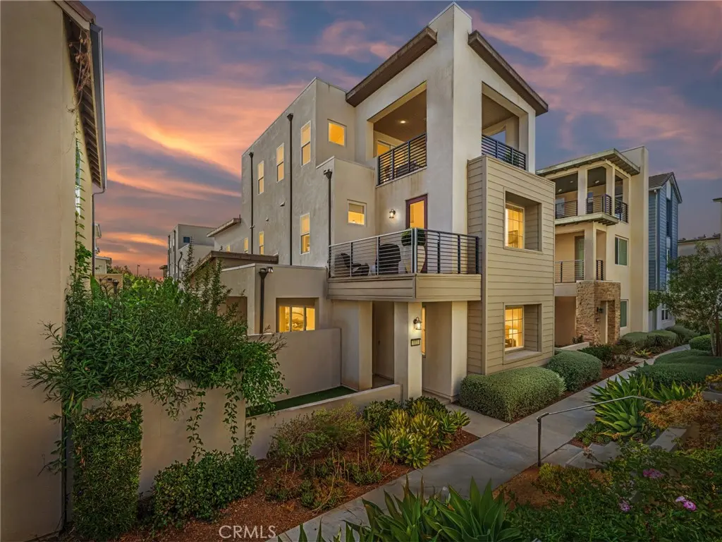 111 Spiral, Irvine, CA — listing photo 1