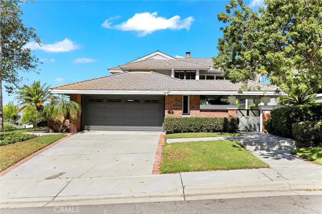 1 Saint Tropez, Newport Beach, CA — listing photo 1