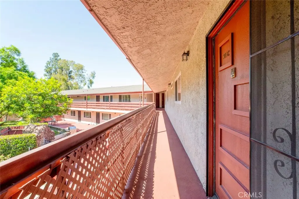 Condominium for rent at 1523 E Windsor 203C, Glendale, CA featuring 2 beds and 2 baths