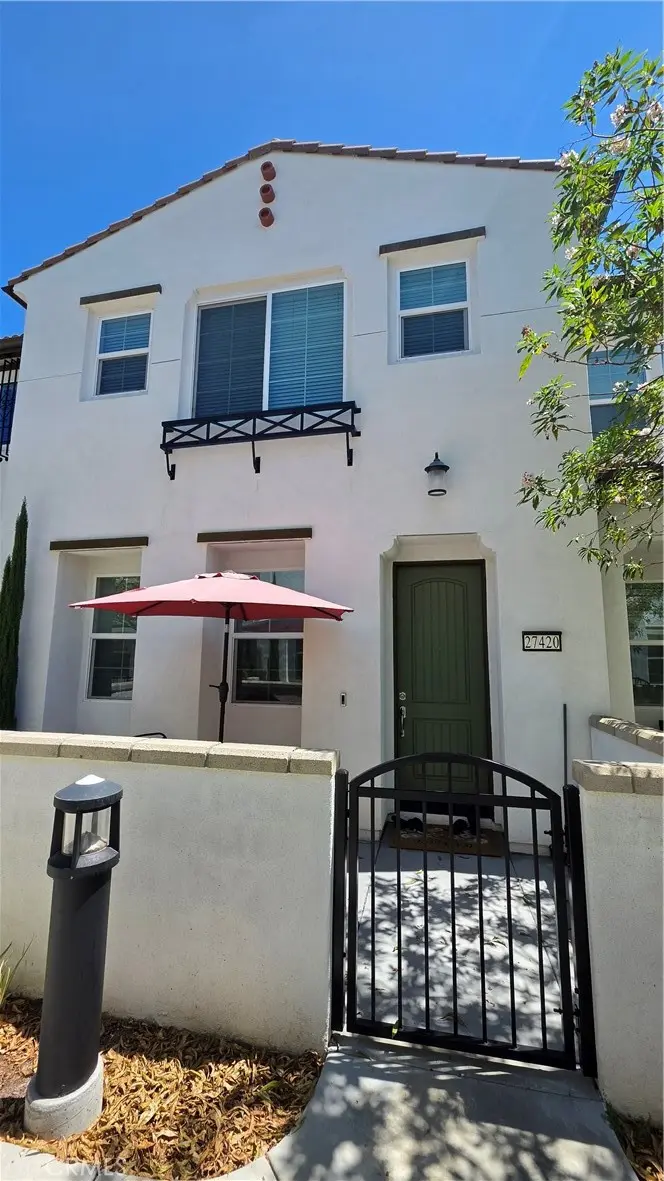 Condominium for rent at 27420 Provincetown, Menifee, CA featuring 3 beds and 3 baths