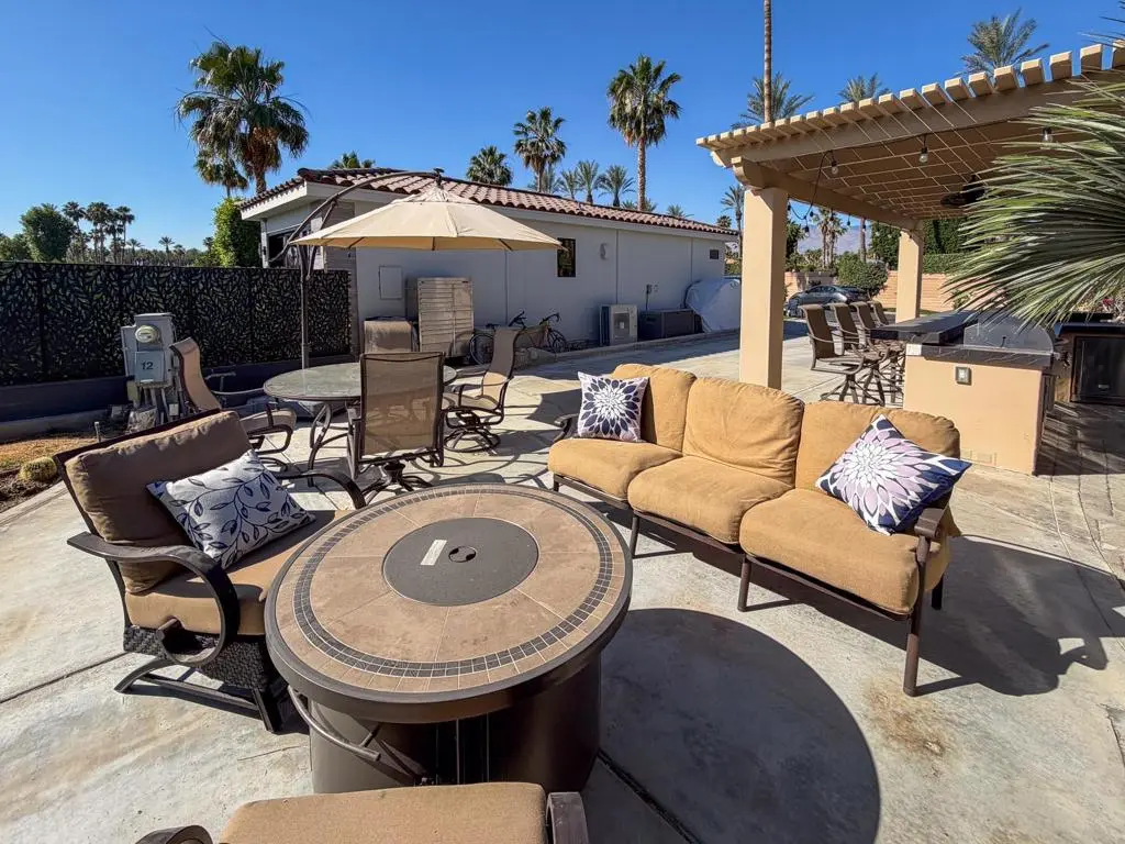 Mobile Home for sale at 80394 Ave 48 13, Indio, CA