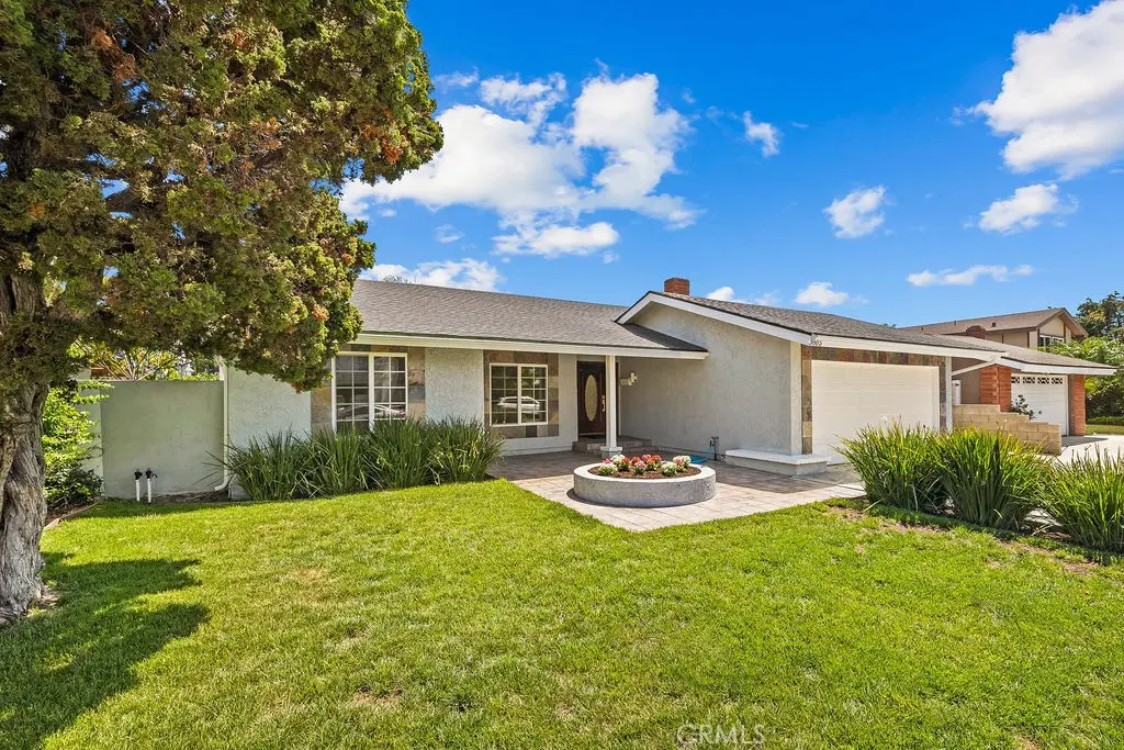 Single Family Residence for sale at 3805 Alder, Santa Ana, CA featuring 3 beds and 2 baths