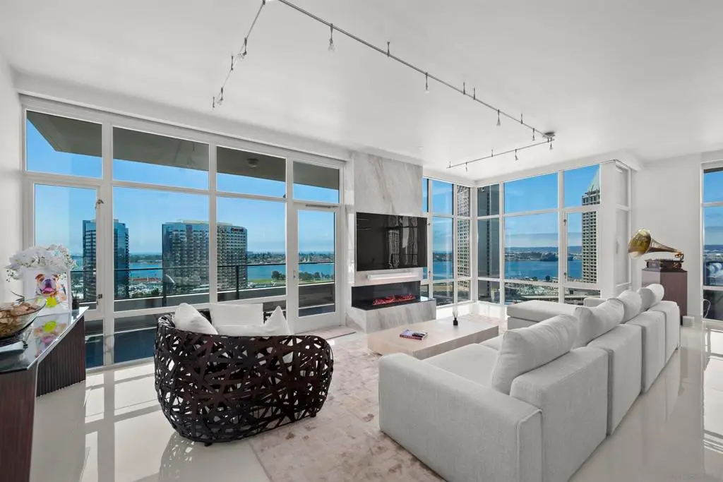 Condominium for sale at 550 Front Street 1708, San Diego, CA featuring 2 beds and 3 baths