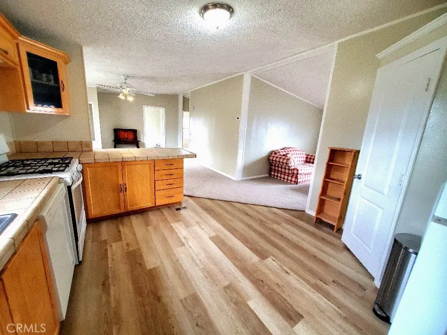 21621 Sandia Road 71, Apple Valley, CA — listing photo 1