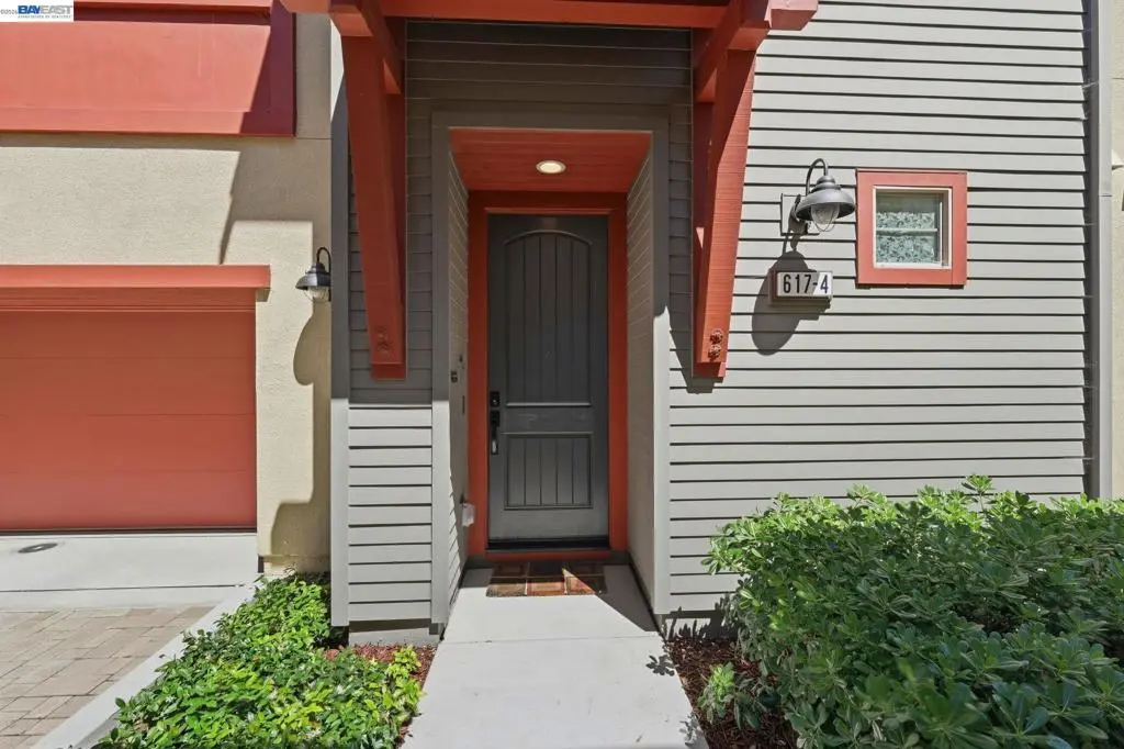 Condominium for sale at 617 Sandalwood Dr 4, Livermore, CA featuring 3 beds and 2 baths