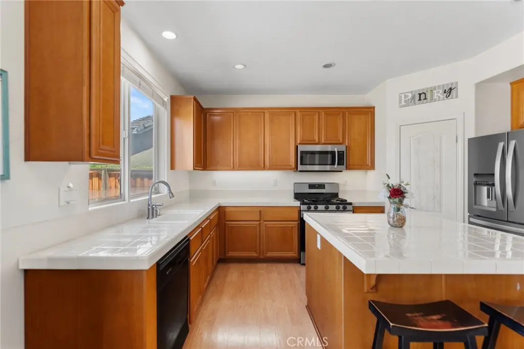 Single Family Residence for sale at 3050 Sand Pine Trail, Hemet, CA featuring 5 beds and 3 baths