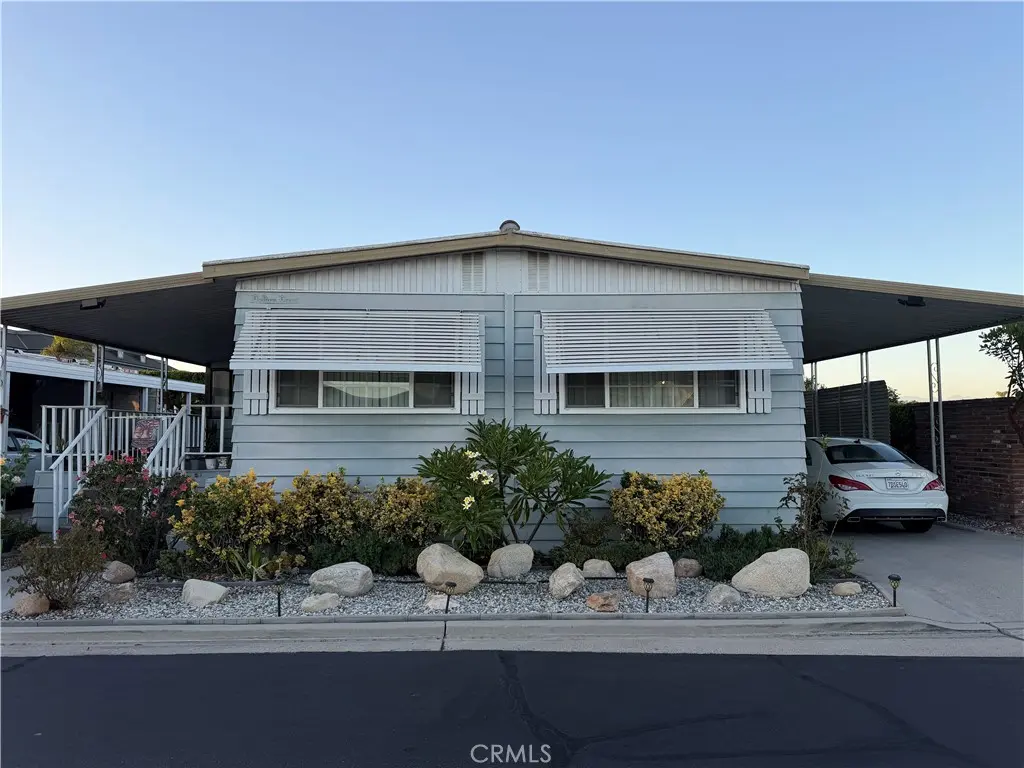 9800 Bolsa Avenue 2, Westminster, CA — listing photo 1
