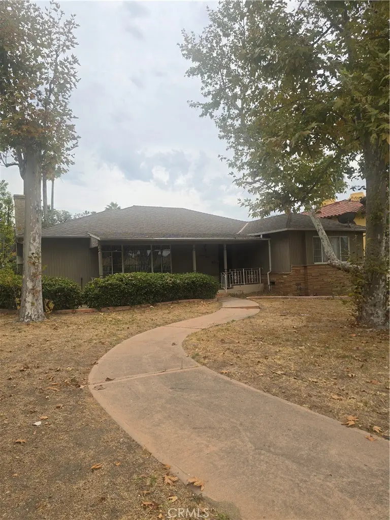 1760 Grandview, Glendale, CA — listing photo 1
