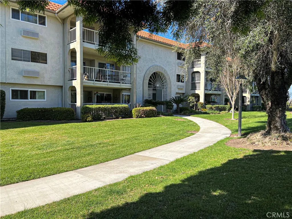 3242 San Amadeo 1A, Laguna Woods, CA — listing photo 1