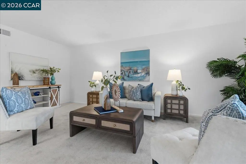 Condominium for sale at 1200 Oakmont Dr 3, Walnut Creek, CA featuring 2 beds and 1 bath