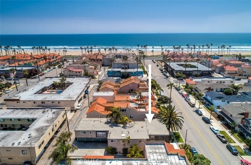 218 16th A, Huntington Beach, CA — listing photo 1