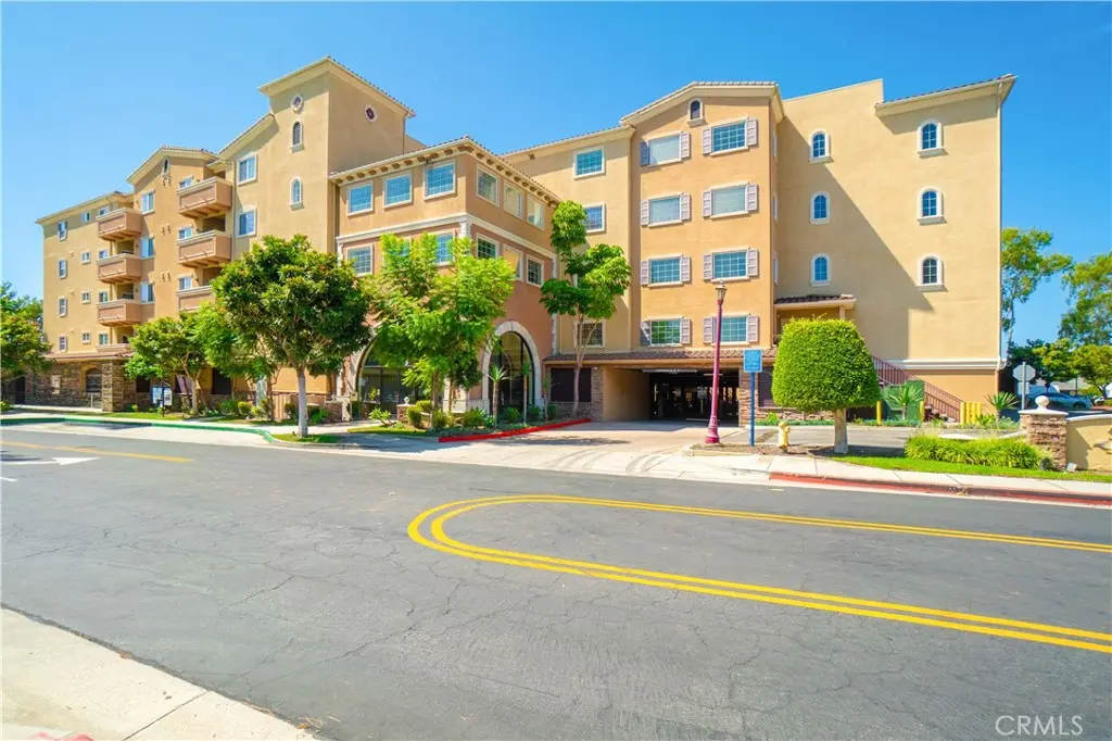 Condominium for sale at 21345 Hawthorne Boulevard 415, Torrance, CA featuring 1 bed and 1 bath