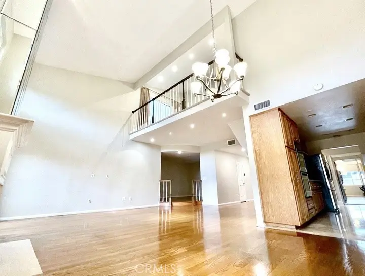 Condominium for rent at 1415 Camden Avenue 405, Los Angeles, CA featuring 3 beds and 3 baths
