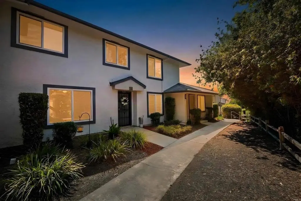 10656 King Phillip Ct., Santee, CA — listing photo 1