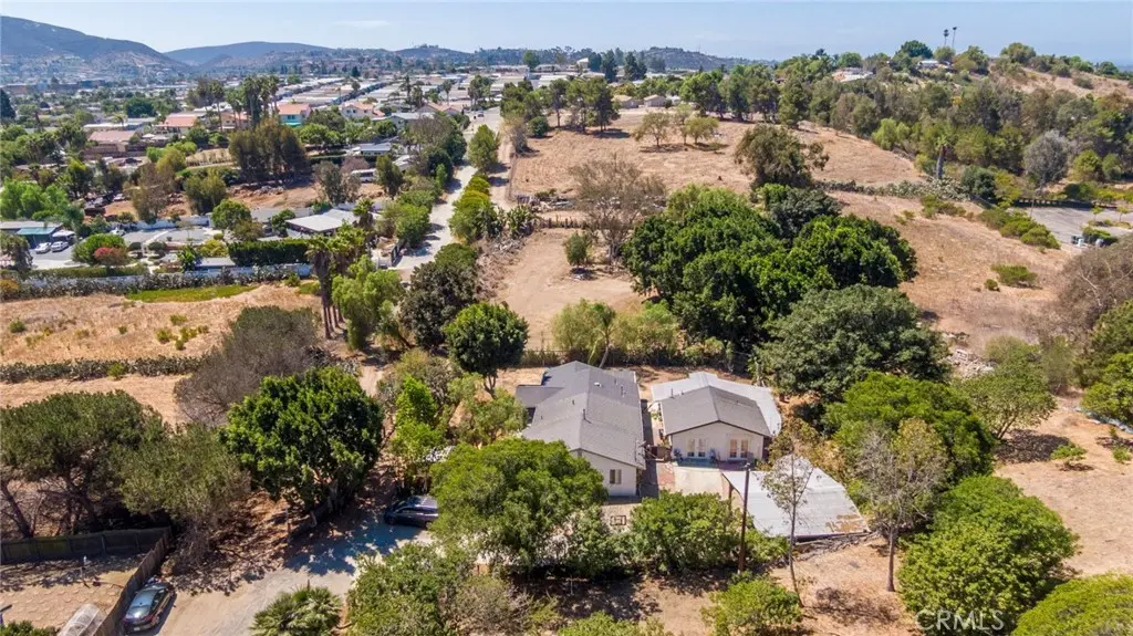 3503 La Mirada, San Marcos, CA — listing photo 1