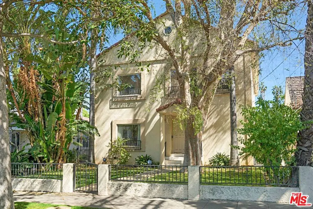 3836 Mound View Avenue, Studio City, CA — listing photo 1