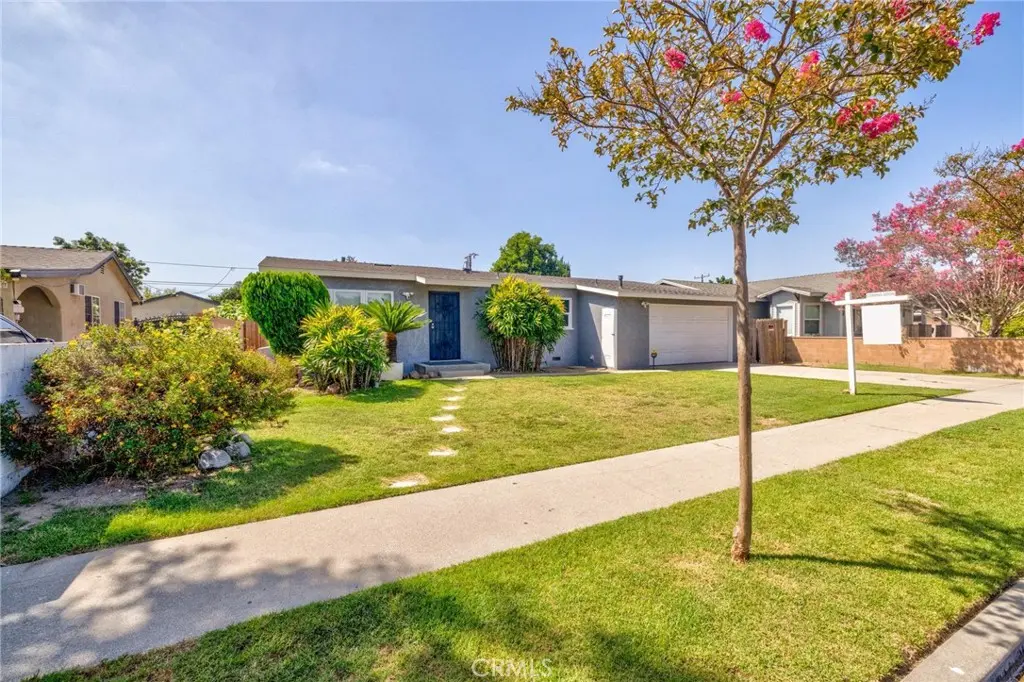 Single Family Residence for sale at 1136 E 71st, Long Beach, CA featuring 3 beds and 1 bath