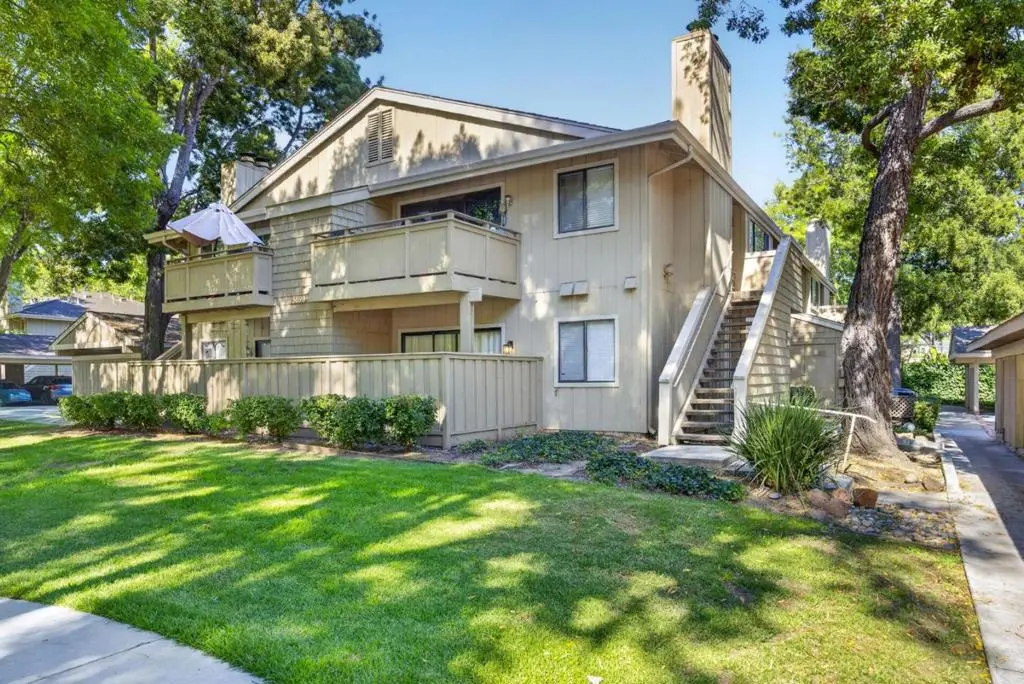 Condominium for sale at 5699 Makati Circle A, San Jose, CA featuring 2 beds and 1 bath