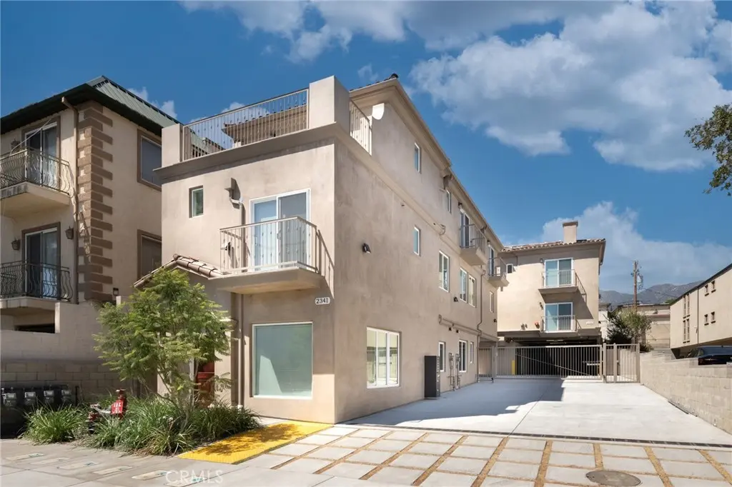 2341 Mira Vista Avenue 1, Montrose, CA — listing photo 1