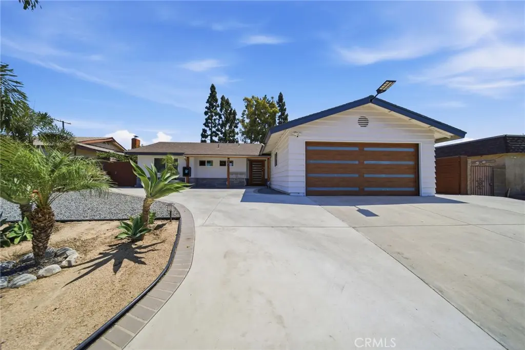 14762 Carfax, Tustin, CA — listing photo 1