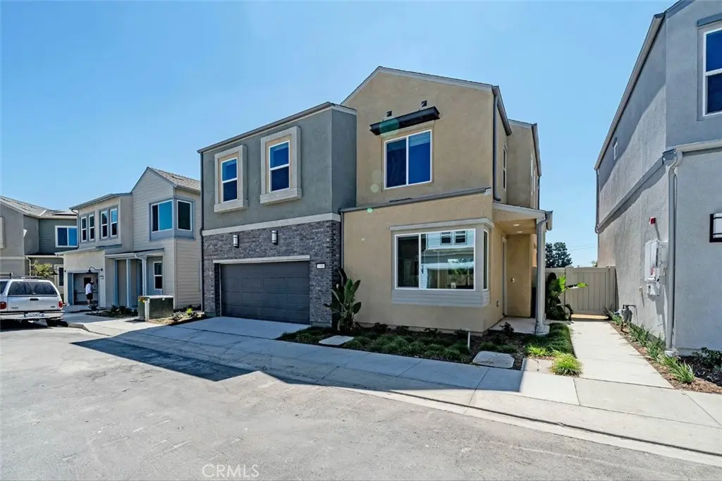 1016 Citron Rd., Fullerton, CA — listing photo 1
