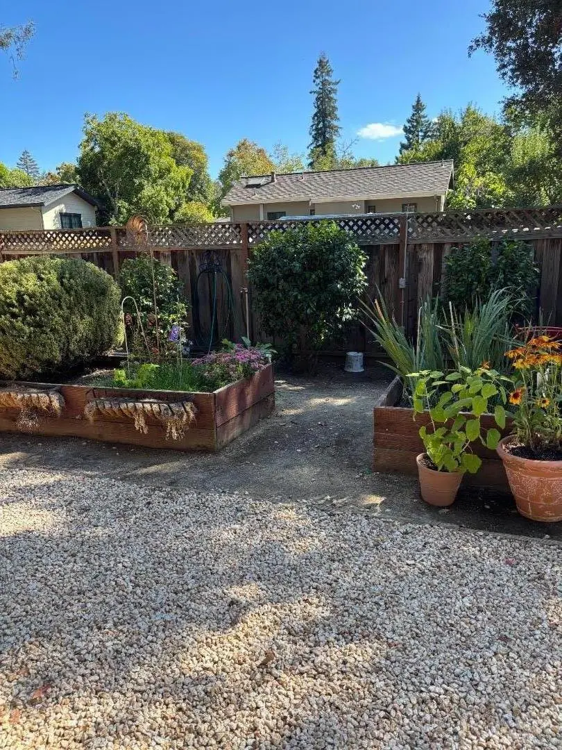 Laurel Avenue, Menlo Park, CA — listing photo 1