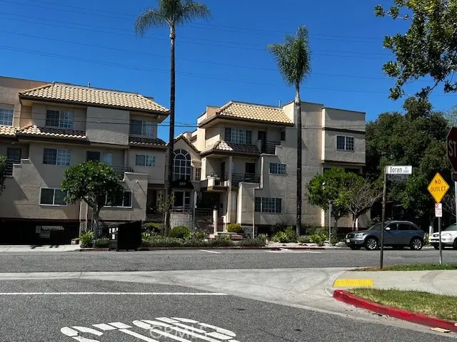 537 N Adams 212, Glendale, CA — listing photo 1