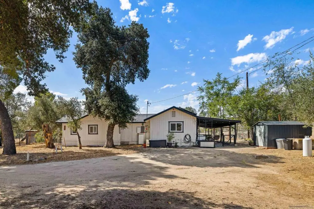 2156 Ruby, Boulevard, CA — listing photo 1