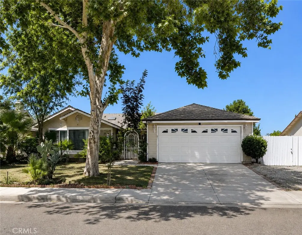 37913 Janus, Palmdale, CA — listing photo 1