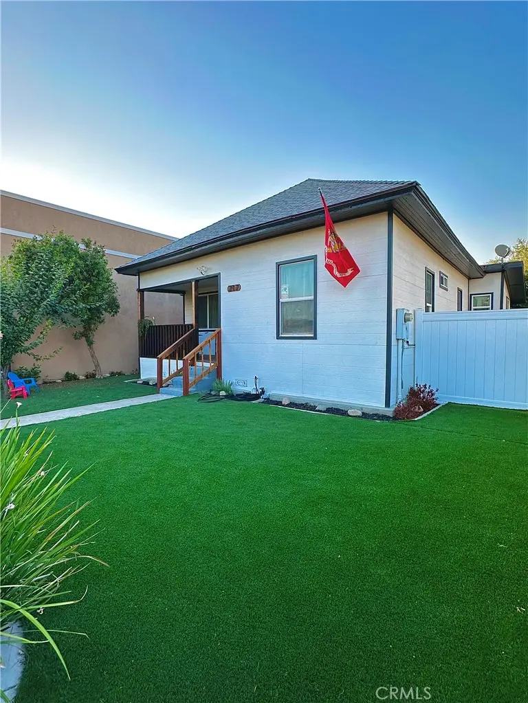 217 E Stuart, Redlands, CA — listing photo 1