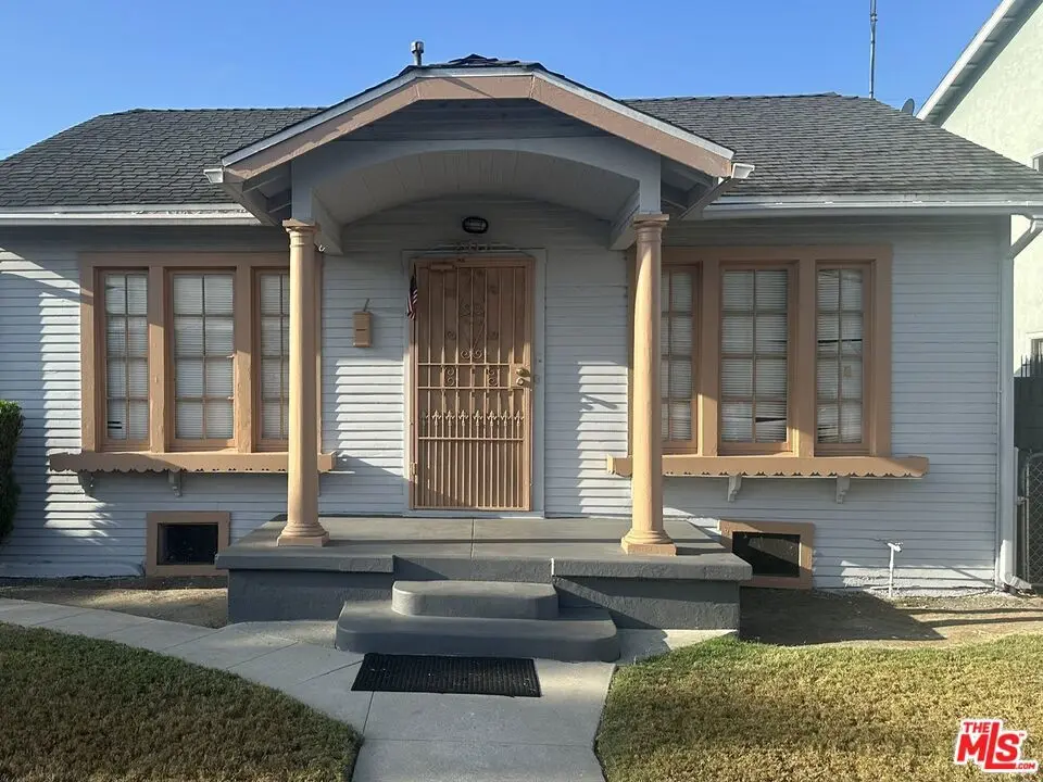 Single Family Residence for sale at 2418 Exposition Place, Los Angeles, CA featuring 2 beds and 1 bath