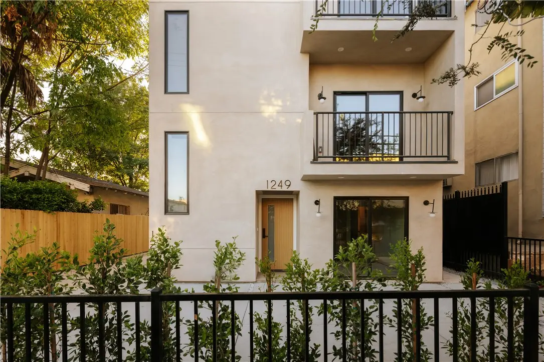 1249 Seward Street, Los Angeles, CA — listing photo 1
