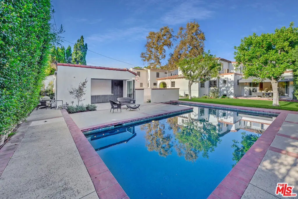Single Family Residence for rent at 507 N Arden Drive, Beverly Hills, CA featuring 5 beds and 6 baths