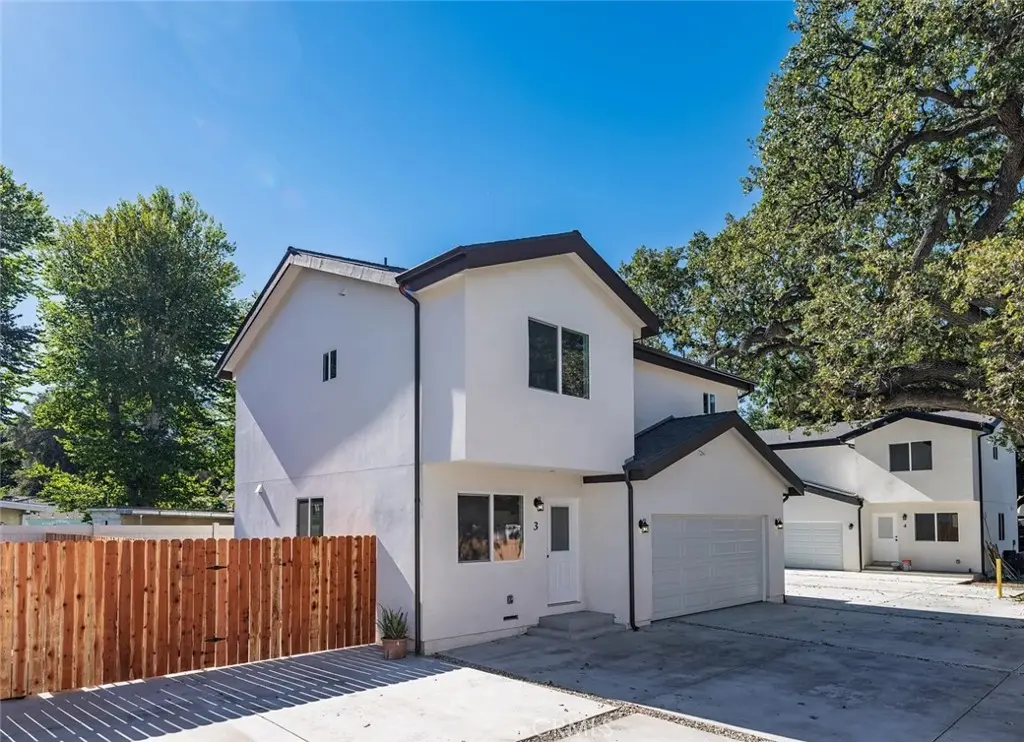24743 Valley 3, Newhall, CA — listing photo 1