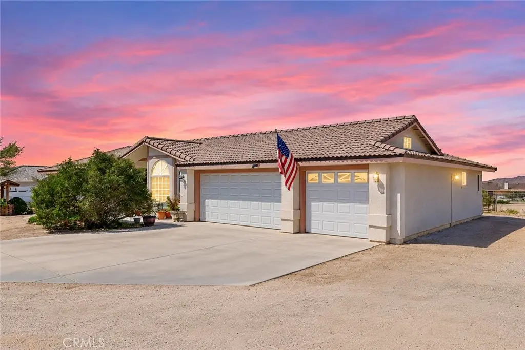 17240 Candlewood, Apple Valley, CA — listing photo 1