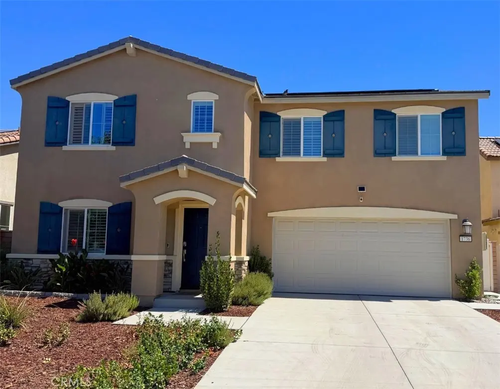 Single Family Residence for sale at 1736 Chute, Hemet, CA featuring 4 beds and 3 baths