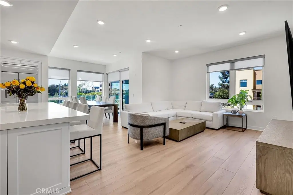 Residential Lease for rent at 1201 Rivington, Irvine, Orange County, CA featuring 2 beds and 3 baths