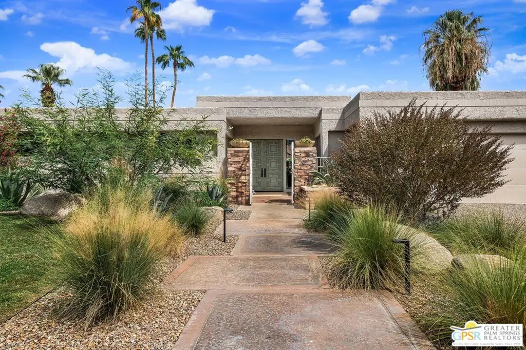 Single Family Residence for sale at 75342 Montecito Drive, Indian Wells, CA featuring 3 beds and 3 baths