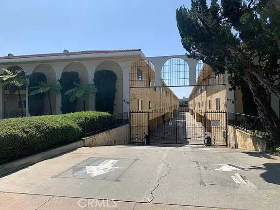 Condominium for rent at 620 W Huntington 213, Arcadia, CA featuring 3 beds and 2 baths