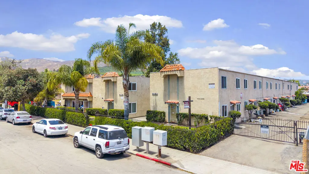 401 W Ramona Street, Ventura, CA — listing photo 1