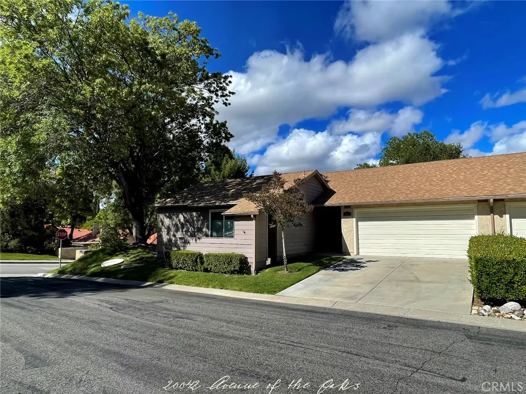 20042 AVENUE OF THE OAKS, Newhall, CA — listing photo 1