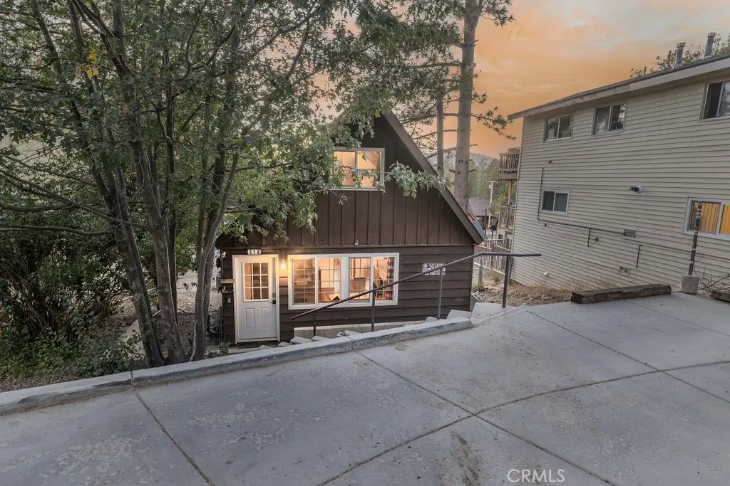 518 Vista Lane, Big Bear Lake, CA — listing photo 1